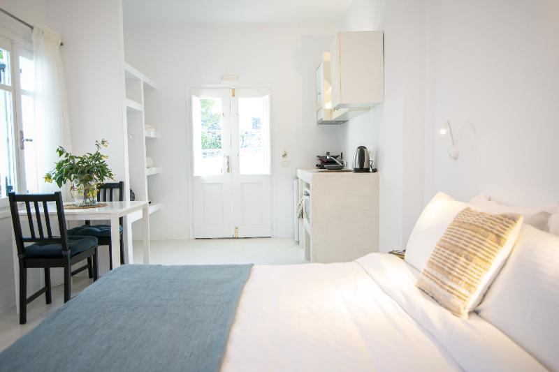 Apanomeria Boutique Residence โอยา ภายนอก รูปภาพ